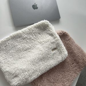Rosie Cream laptop case